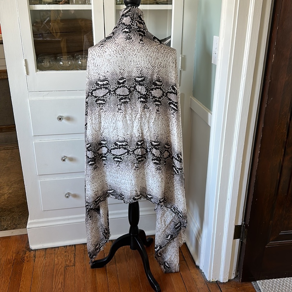 Zara Viscose Python Snake Scarf Like New - image 2